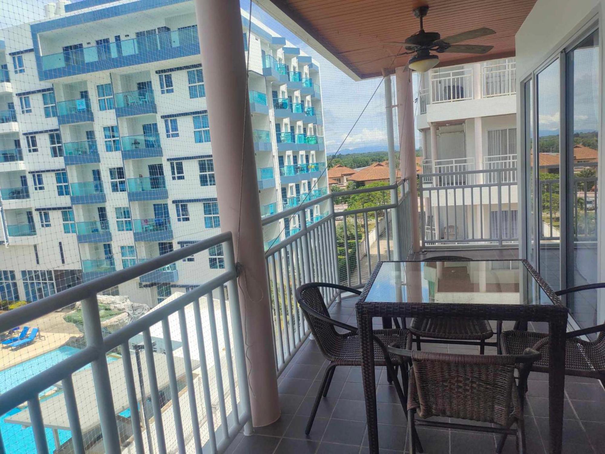 ראיונג Grandbeach Condo By Malai מראה חיצוני תמונה